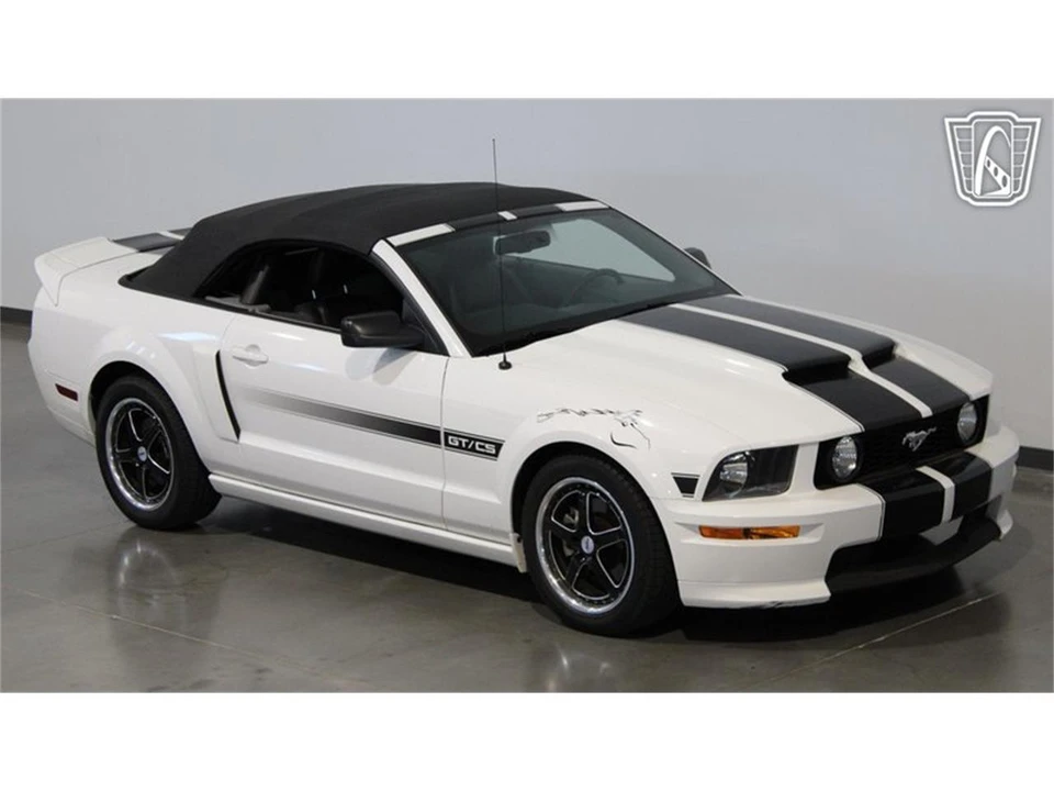 2007 Ford S197 Mustang - Image 16 of 31