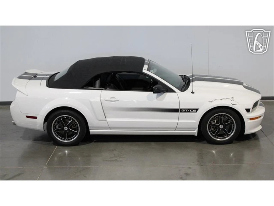 2007 Ford S197 Mustang - Image 17 of 31