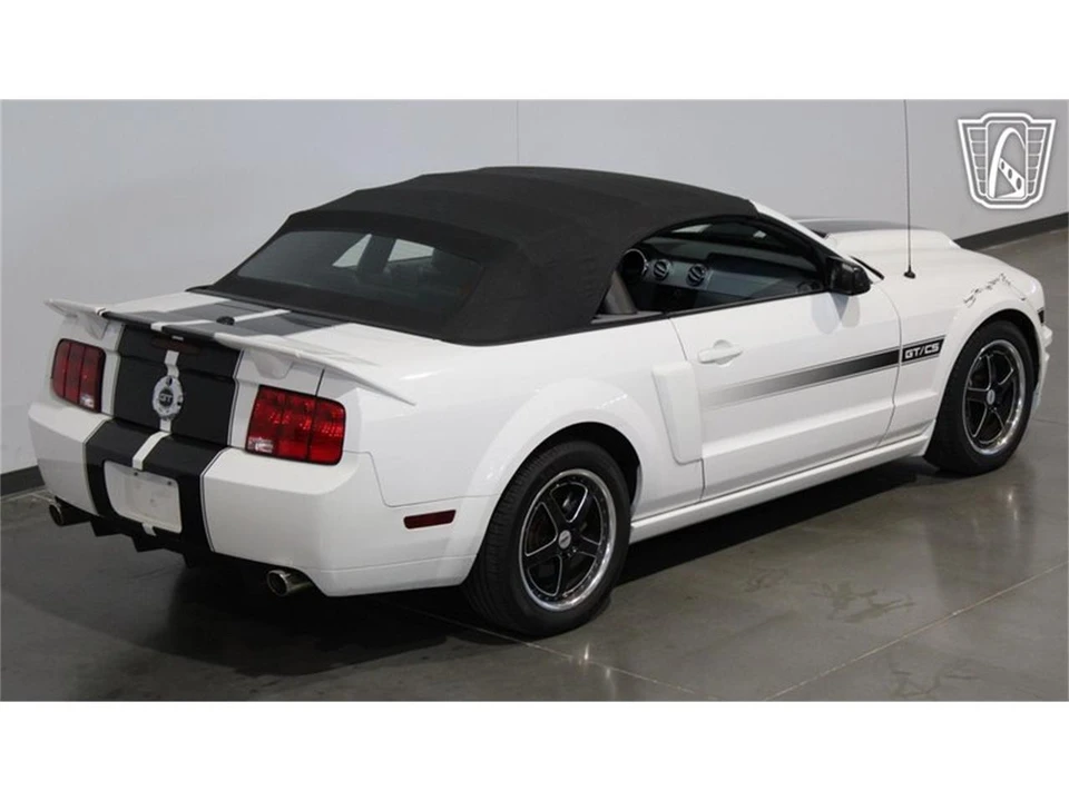 2007 Ford S197 Mustang - Image 18 of 31