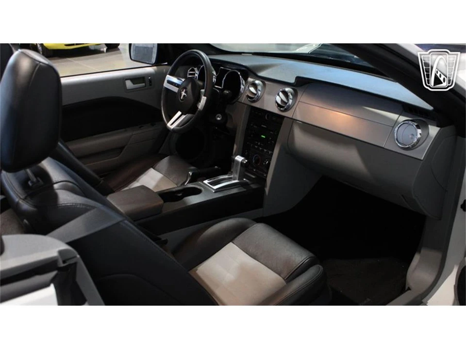2007 Ford S197 Mustang - Image 8 of 31