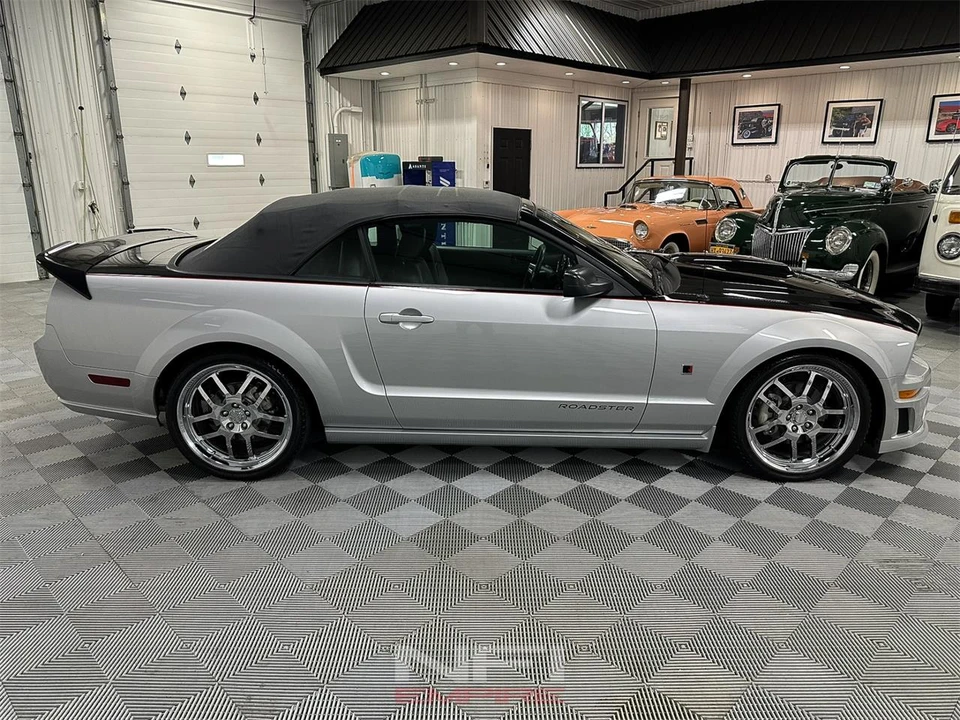 2007 Ford S197 Mustang - Image 13 of 31