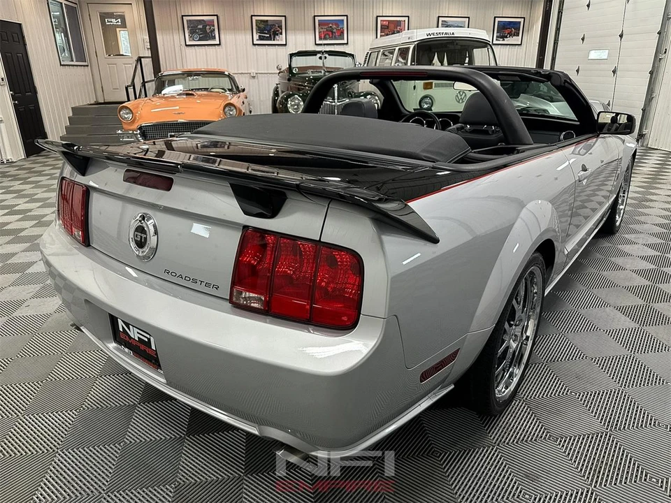 2007 Ford S197 Mustang - Image 14 of 31