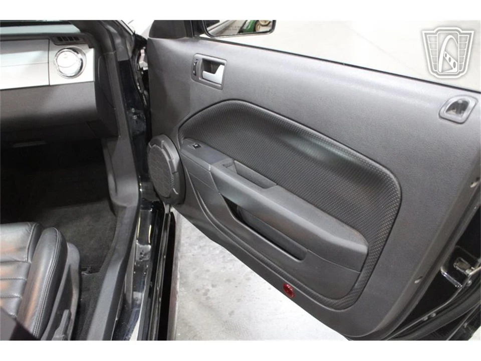 2007 Ford S197 Mustang - Image 6 of 31