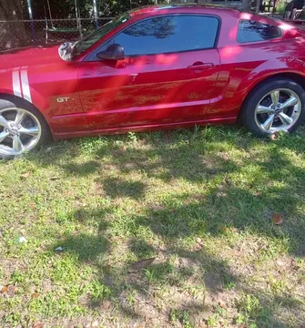 2007 Ford Mustang Burgundy