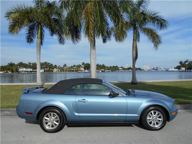 2007 Ford S197 Mustang - Image 2 of 12