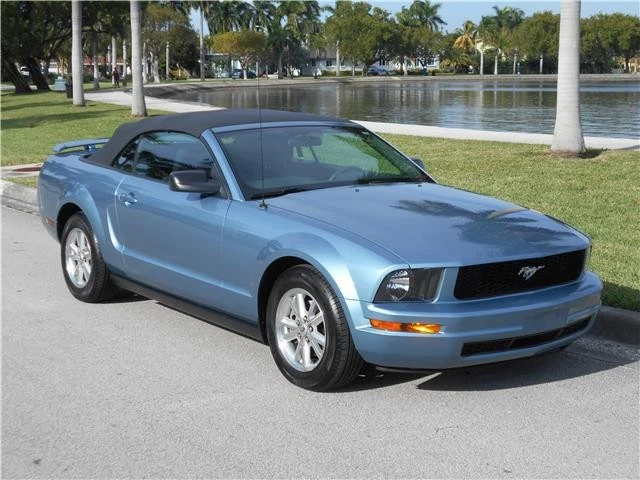 2007 Ford S197 Mustang - Image 4 of 12
