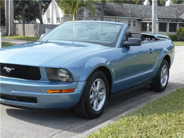 2007 Ford S197 Mustang - Image 8 of 12