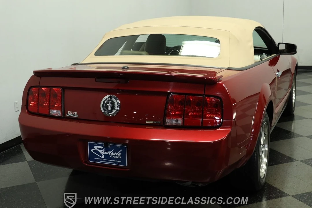 2007 Ford S197 Mustang - Image 10 of 21