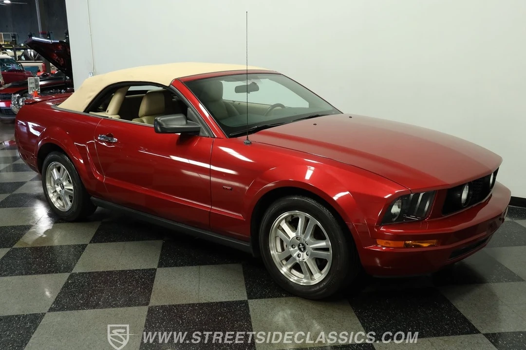 2007 Ford S197 Mustang - Image 14 of 21