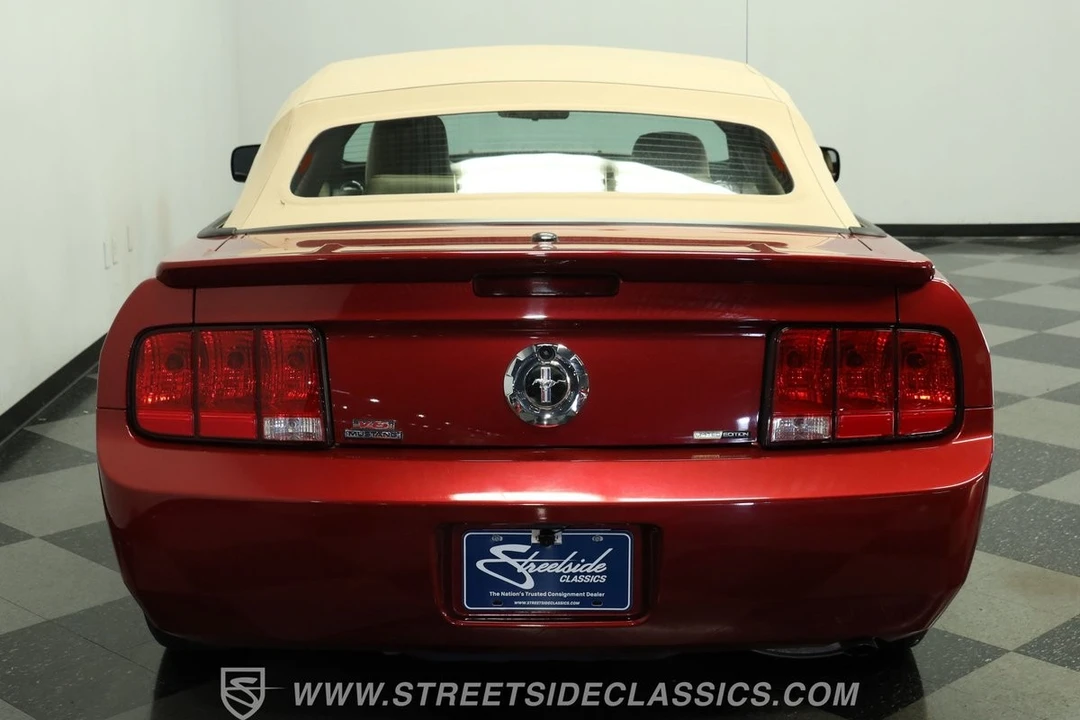 2007 Ford S197 Mustang - Image 9 of 21