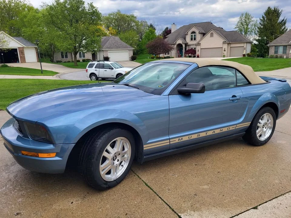 2007 Ford S197 Mustang - Image 2 of 3