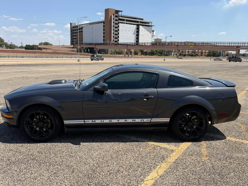 2007 Ford S197 Mustang - Image 2 of 13