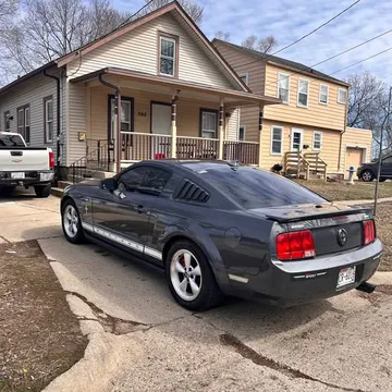 2007 Ford Mustang Coupe