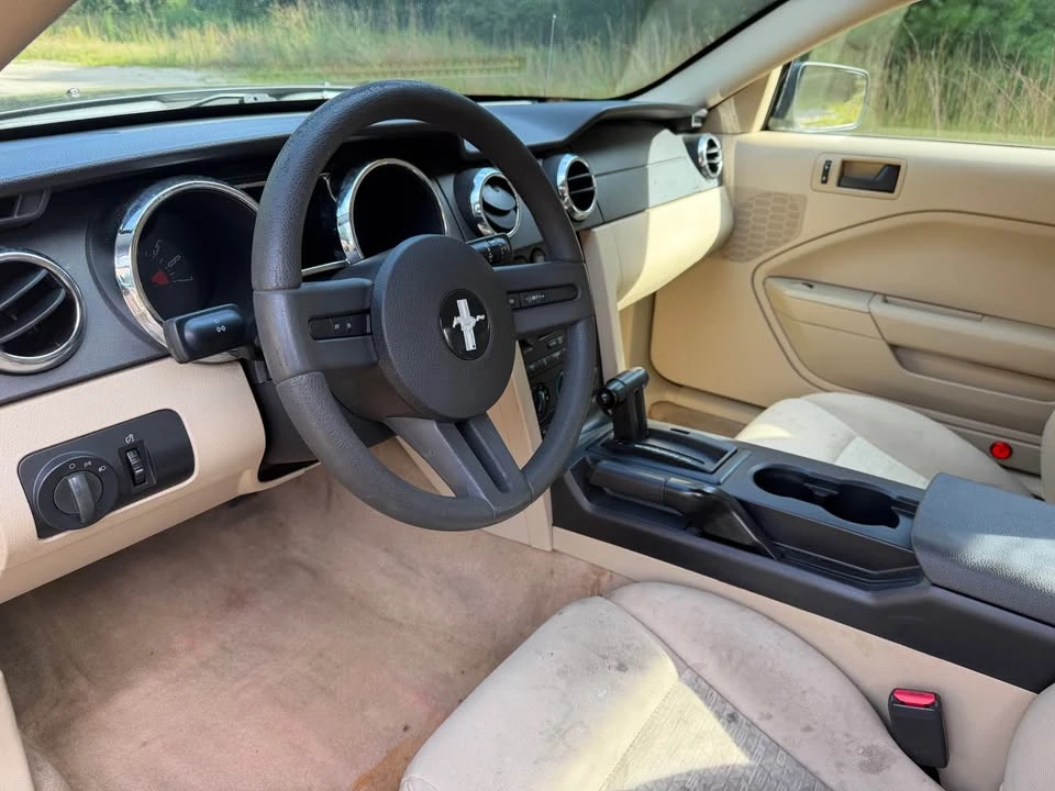 2007 Ford S197 Mustang - Image 6 of 8