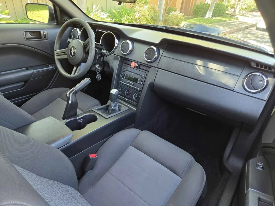 2007 Ford S197 Mustang - Image 9 of 16