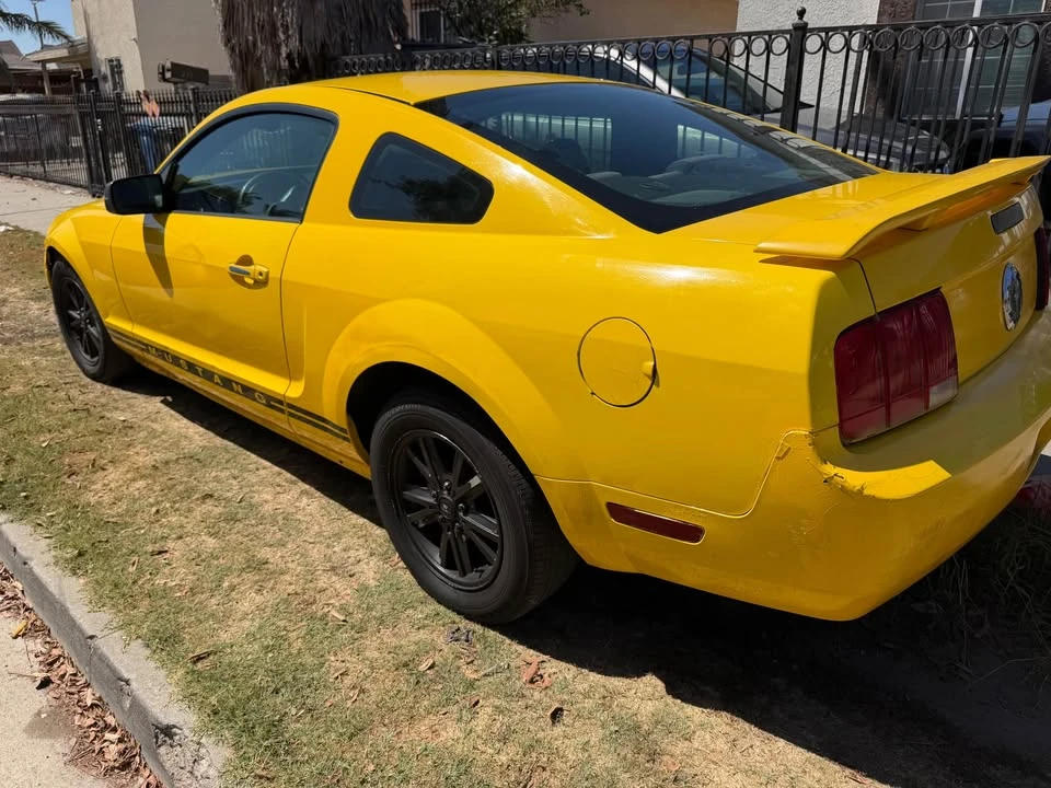 2007 Ford S197 Mustang - Image 2 of 5