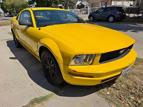 2007 Ford Mustang Coupe 2D
