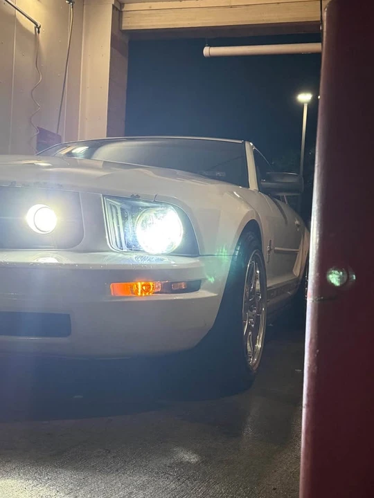 2007 Ford S197 Mustang - Image 6 of 9
