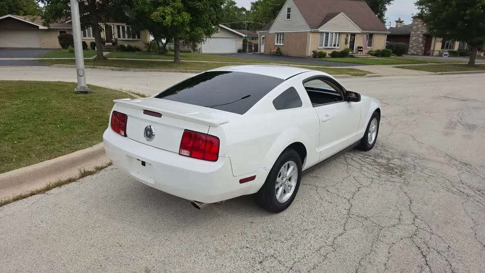 2007 Ford S197 Mustang - Image 10 of 19