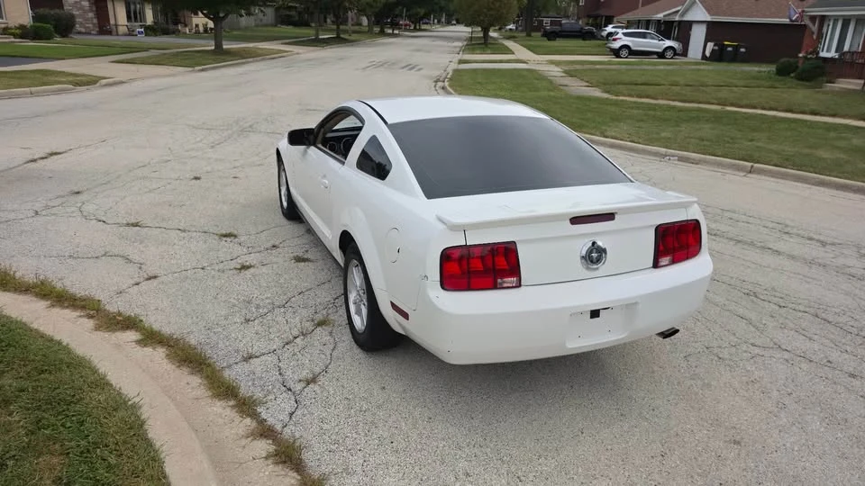2007 Ford S197 Mustang - Image 9 of 19