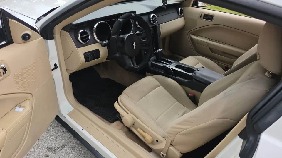 2007 Ford S197 Mustang - Image 11 of 19