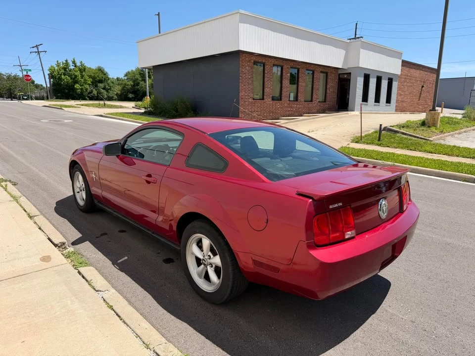 2007 Ford S197 Mustang - Image 6 of 15