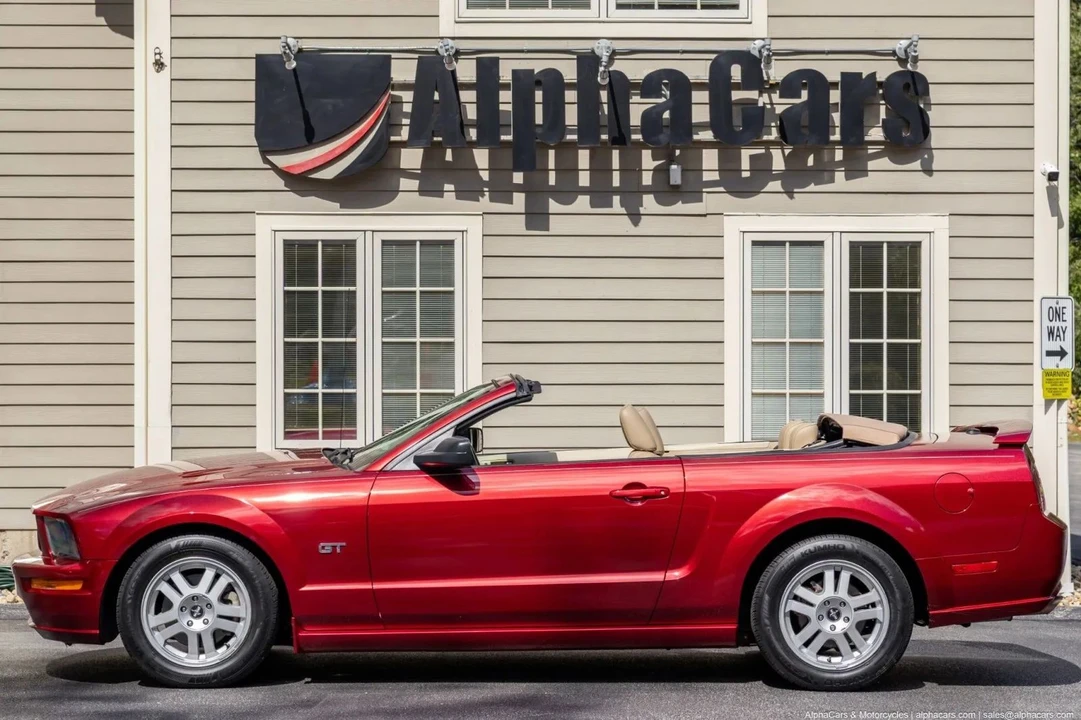 2007 Ford S197 Mustang - Image 11 of 21
