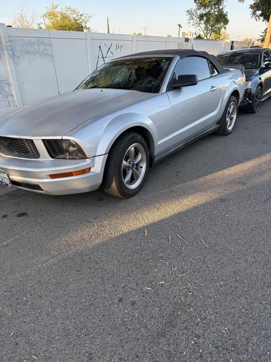 2007 Ford S197 Mustang - Image 2 of 11