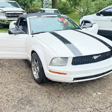 2007 Ford Mustang Deluxe Convertible