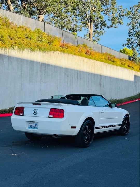 2007 Ford S197 Mustang - Image 4 of 15