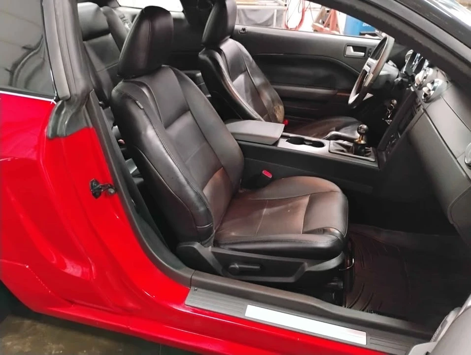 2007 Ford S197 Mustang - Image 6 of 15