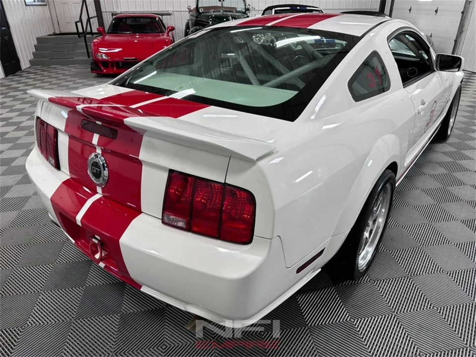 2007 Ford S197 Mustang - Image 8 of 31