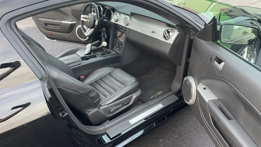 2007 Ford S197 Mustang - Image 9 of 18