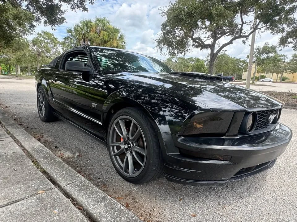 2007 Ford S197 Mustang - Image 2 of 9