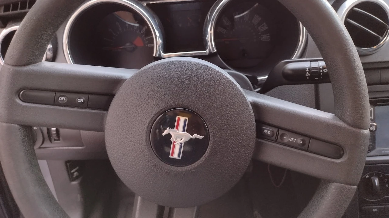 2007 Ford S197 Mustang - Image 7 of 11