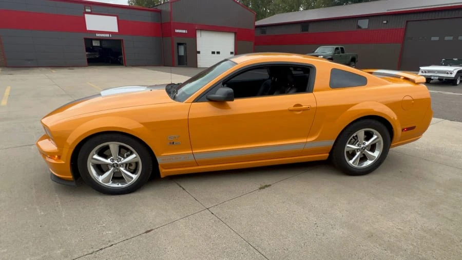 2007 Ford S197 Mustang - Image 2 of 8