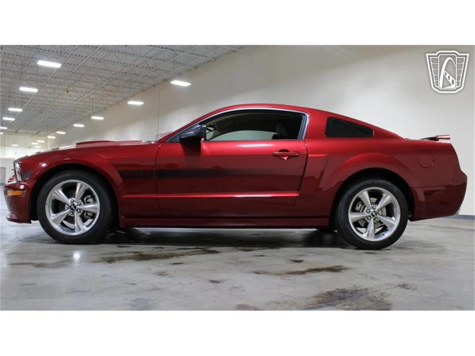 2007 Ford S197 Mustang GT - Image 4 of 31