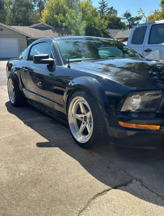 2007 Ford S197 Mustang - Image 6 of 13