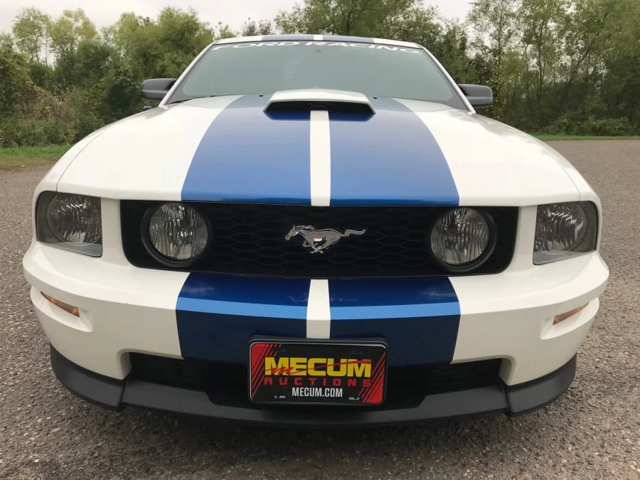 2007 Ford S197 Mustang - Image 8 of 12