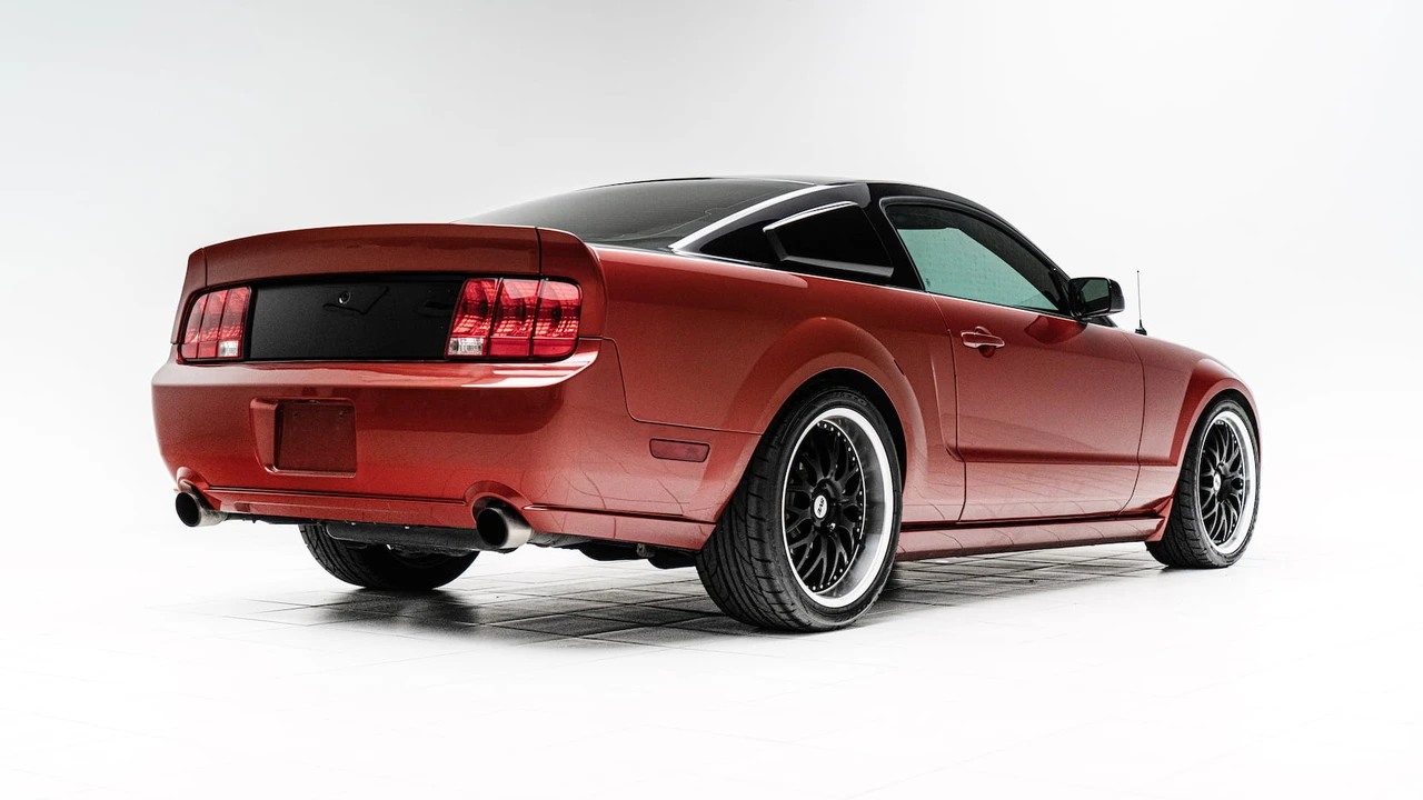 2007 Ford S197 Mustang - Image 2 of 19