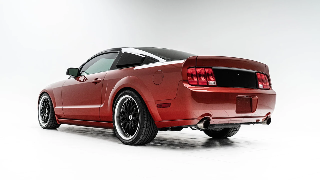 2007 Ford S197 Mustang - Image 18 of 19