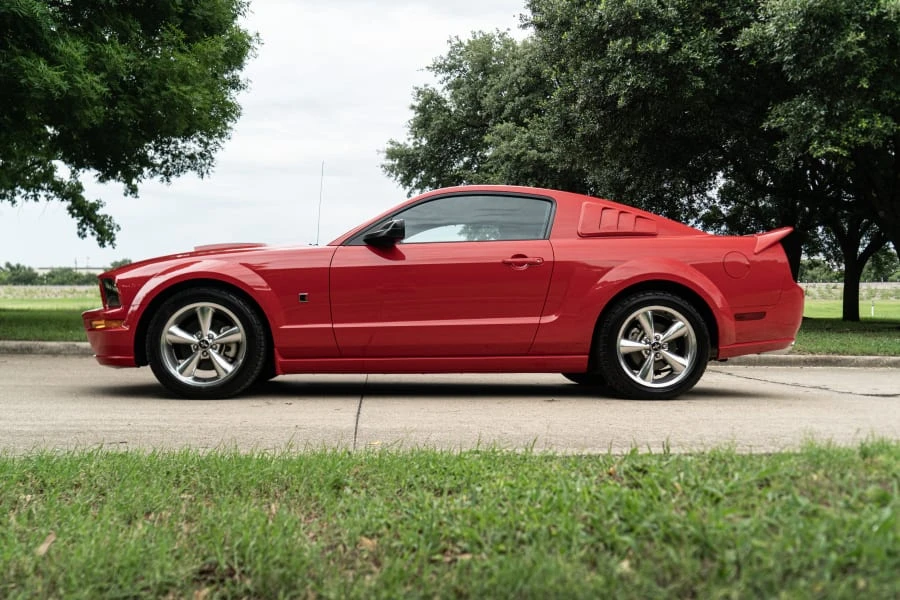 2007 Ford S197 Mustang - Image 2 of 31