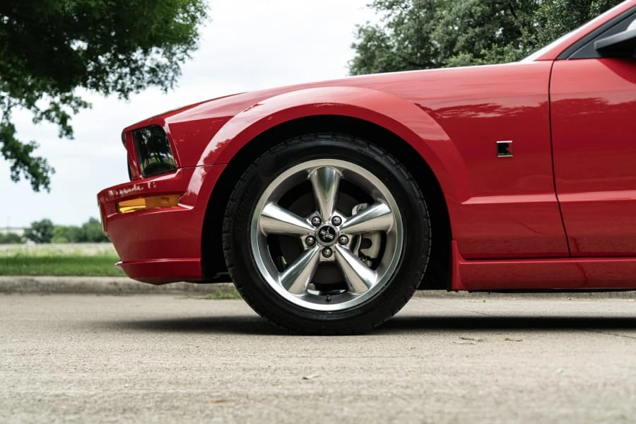 2007 Ford S197 Mustang - Image 11 of 31