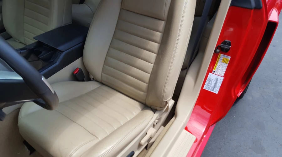 2007 Ford S197 Mustang - Image 8 of 12