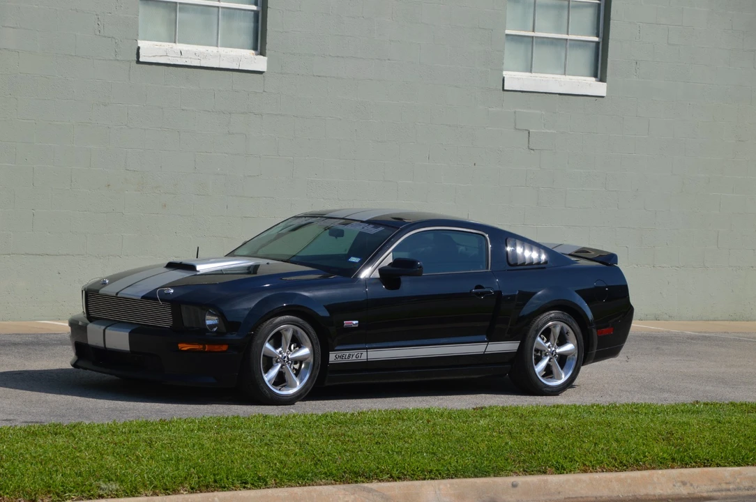 2007 Ford S197 Mustang GT - Image 2 of 31