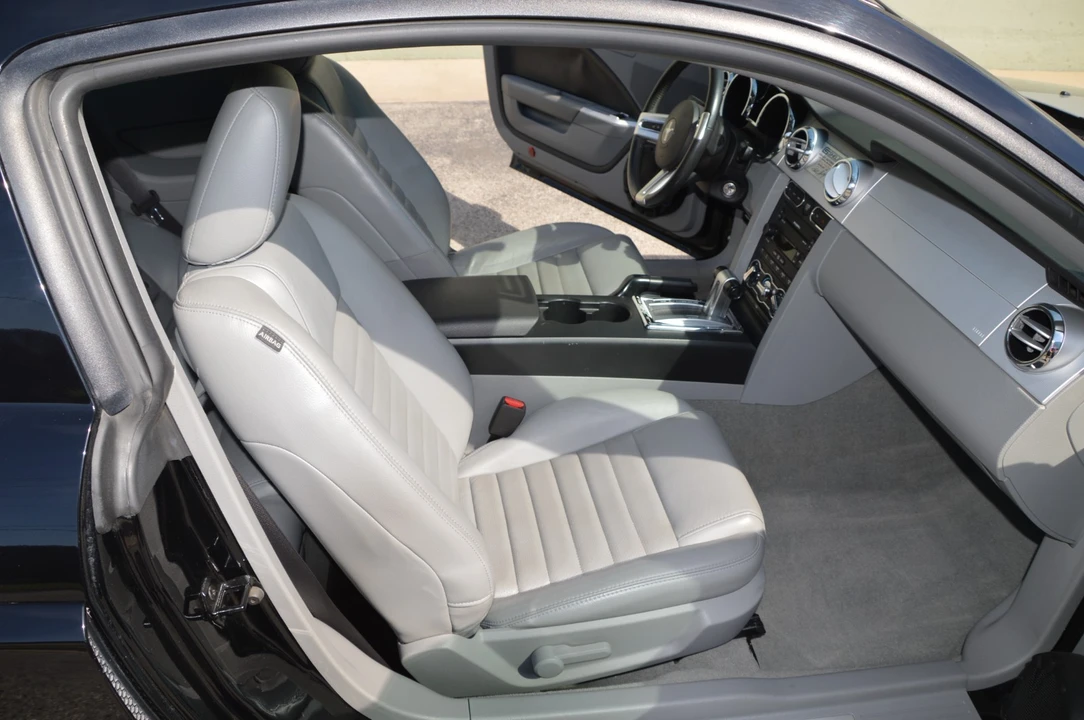 2007 Ford S197 Mustang GT - Image 17 of 31