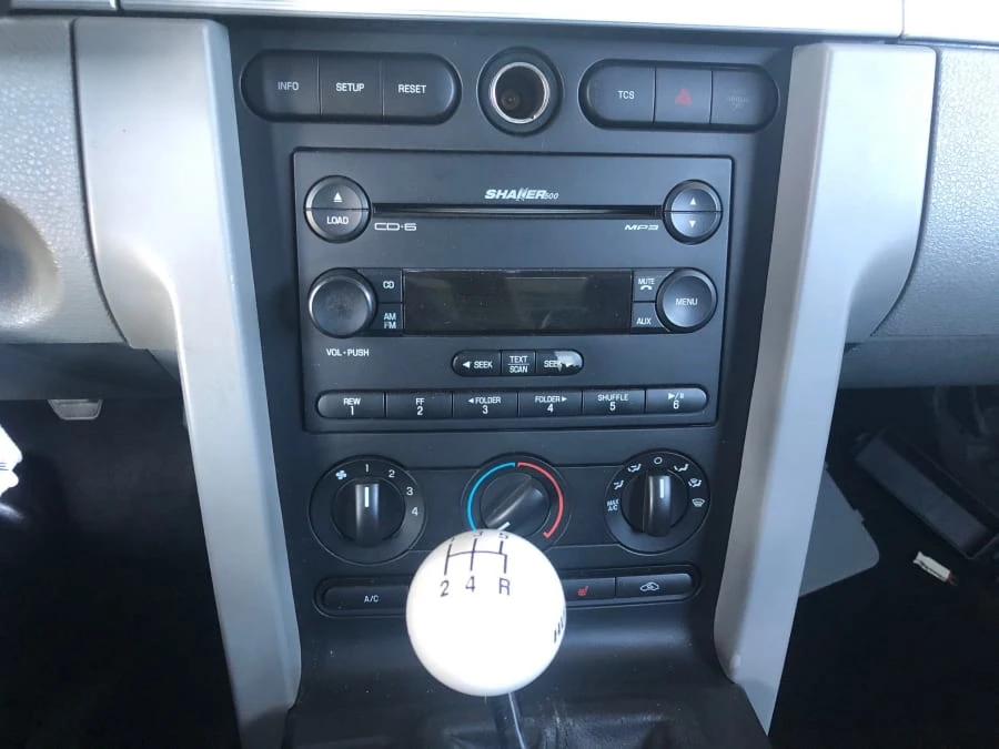 2007 Ford S197 Mustang - Image 8 of 20