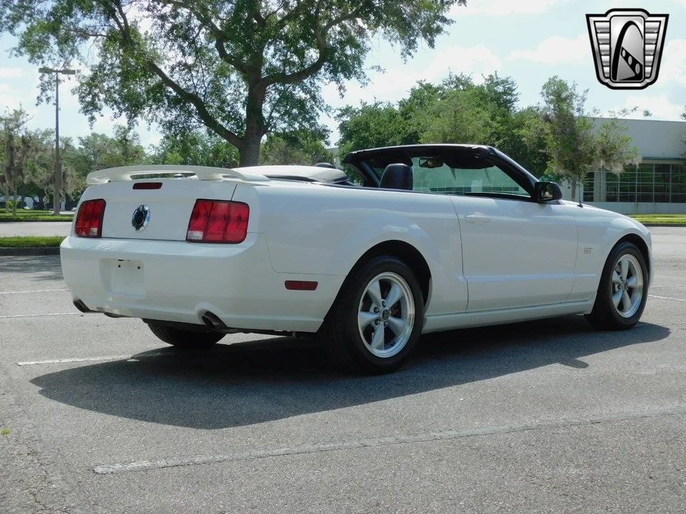2007 Ford S197 Mustang - Image 9 of 21
