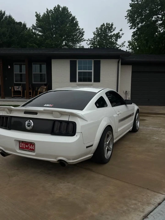 2007 Ford S197 Mustang GT - Image 8 of 12