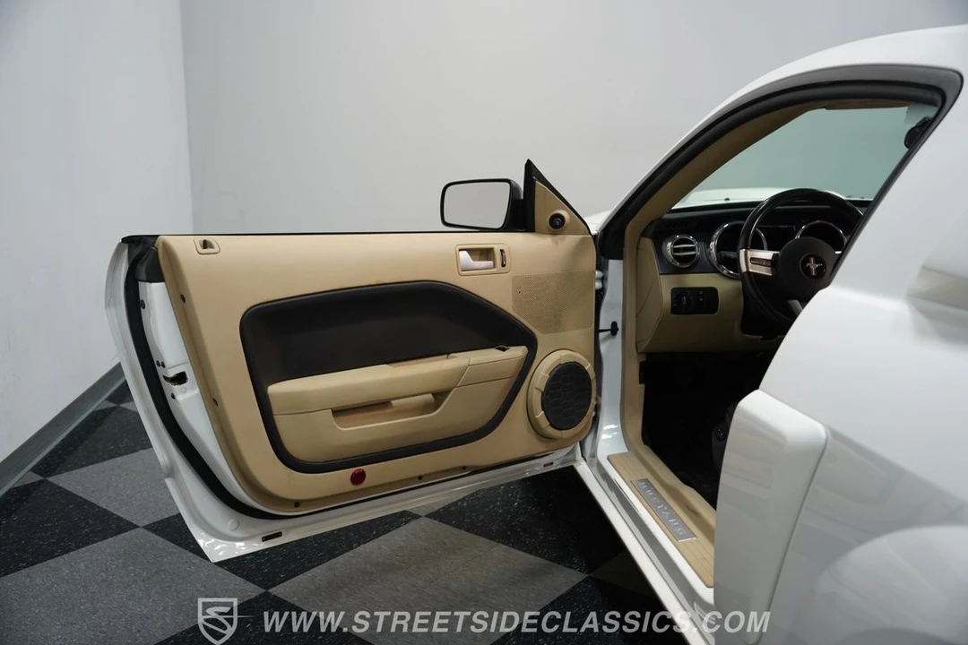 2007 Ford S197 Mustang - Image 30 of 31
